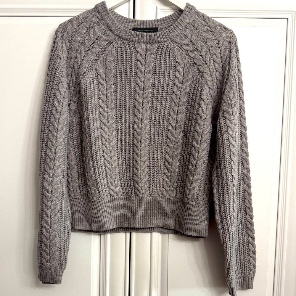 French Connection Women’s Size Small Grey Crew Neck Cable Knit Sweater